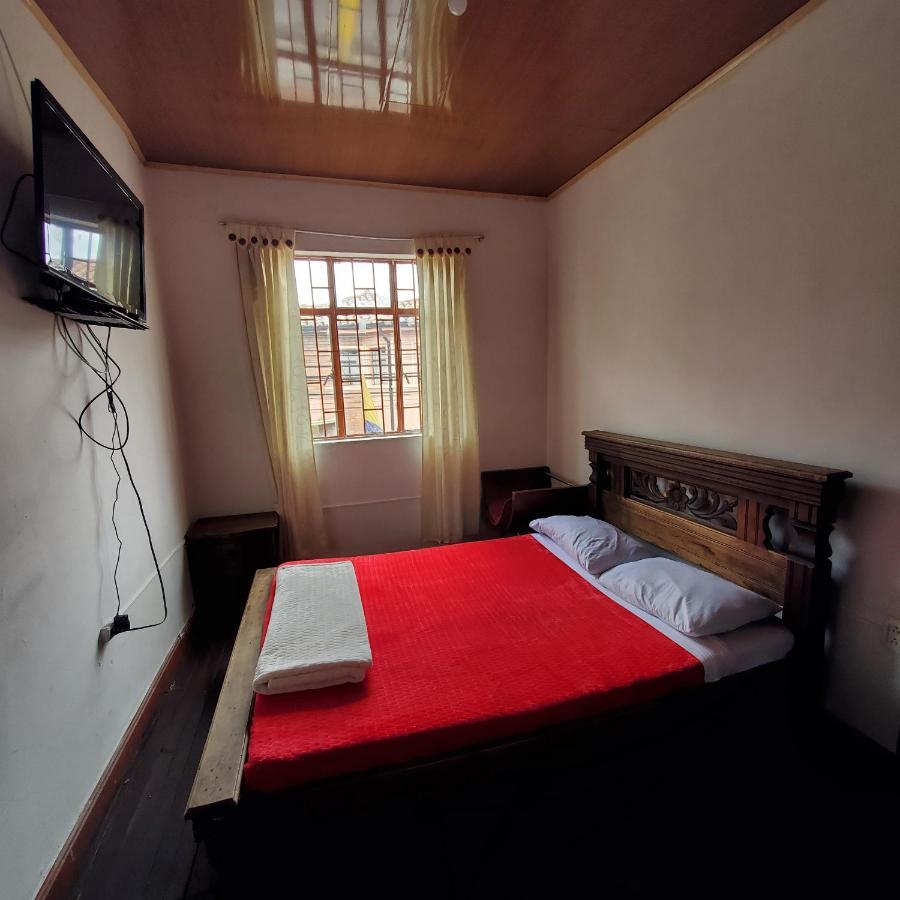 Hostal Cq Chapinero Bogota Luaran gambar