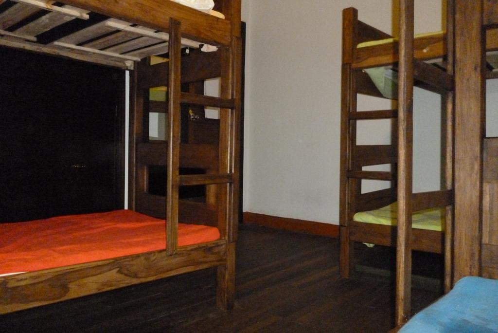 Hostal Cq Chapinero Bogota Luaran gambar